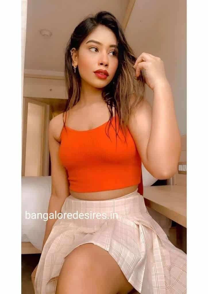 Roshni - Hot Bangalore Call Girl | Ready for Booking our escorts, bangalore call girl, escorts in bangalore, independent escorts bangalore, banglore desires call girl, bangalore escorts service, book escorts online